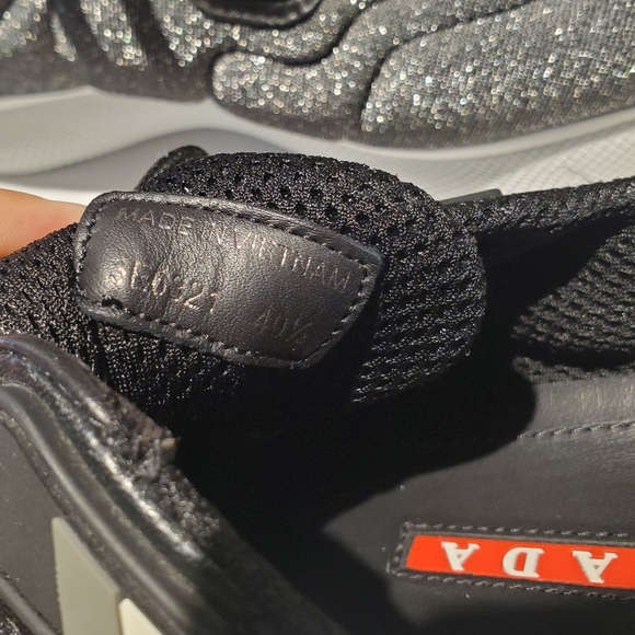 Prada Argento Lurex Metallic Quilted Platform Sneakers Size 40.5 EUC - Picture 9 of 17